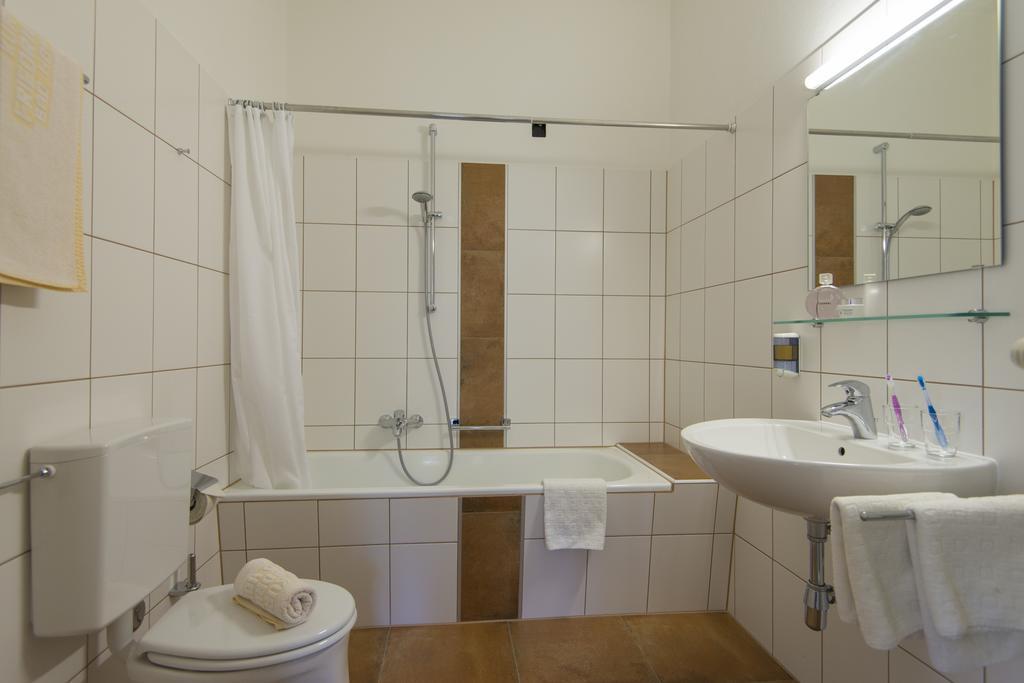 Hotel Haus Friedrichsburg - Bergbahnen Von Mai Bis November Inklusive Bad Hofgastein Habitación foto